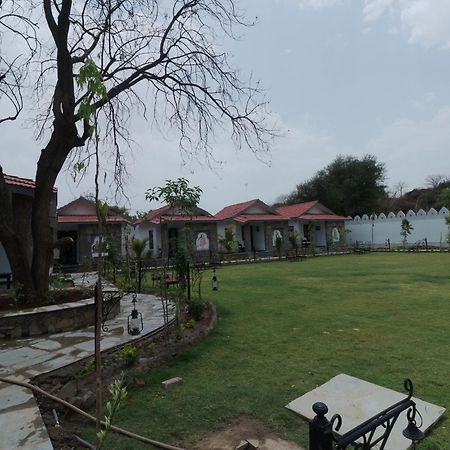 Keshav Resort Удайпур Екстер'єр фото